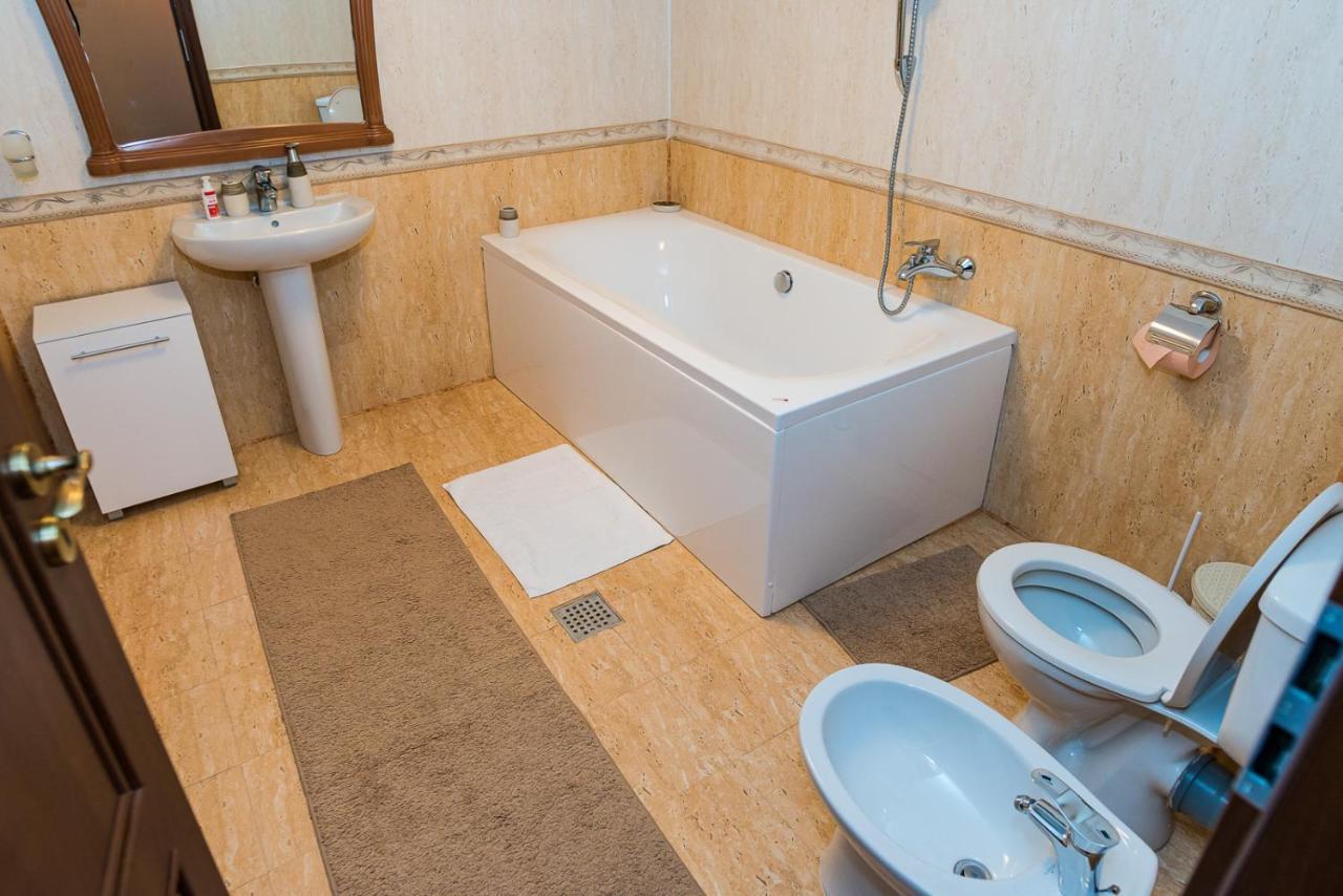 Casa Luca Hotel Moldova Noua Екстериор снимка