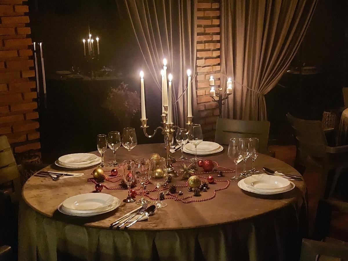 Casa Luca Hotel Moldova Noua Екстериор снимка